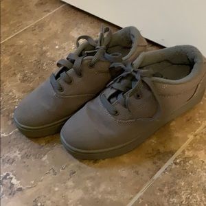 Heelys Roller Skate Sneakers